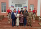 Родственники погибших бойцов. Фото из соцсетей администрации Аларского района
