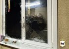 Разбитое окно. Фото пресс-службы ГУ МВД России по Иркутской области