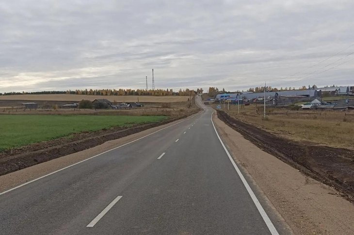 Дорога. Фото пресс-службы правительства Иркутской области