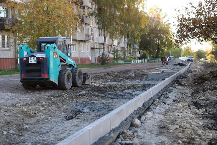 Ремонт двора. Фото пресс-службы администрации Иркутска