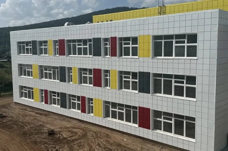 Школа. Фото пресс-службы правительства Иркутской области