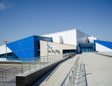 Спортсмены готовятся к Кубку имени Александра Попова в водно-спортивном комплексе «Солнечный», который открыли 12 июля 2015 года в Иркутске. Здесь проходили соревнования шестых Российско-Китайских молодежных игр.