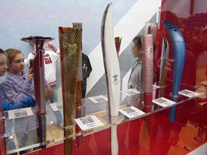 Выставка олимпийских факелов. Фото IRK.ru