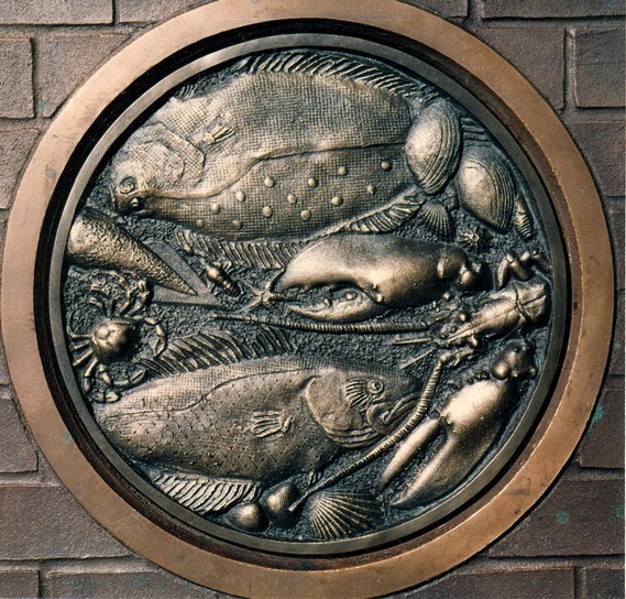 Иногда люк — это произведение искусства