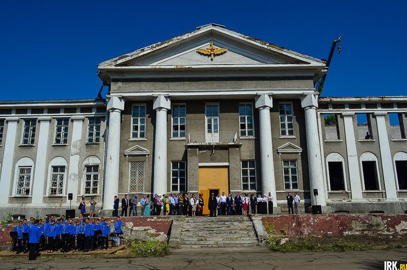 На церемонии закладки капсулы на территории ИВВАИУ. Автор фото — Илья Татарников