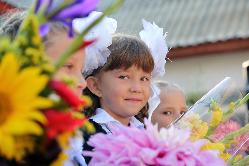 День знаний в школе села Баклаши. Автор фото — Алексей Головщиков