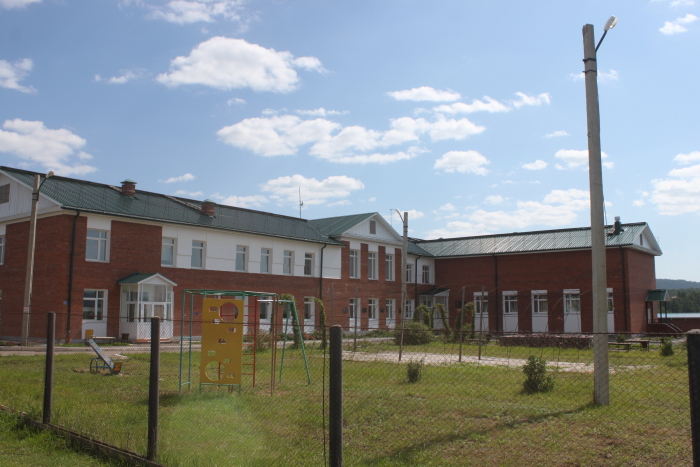 Ахинская образовательная школа. Фото пресс-службы правительства Иркутской области