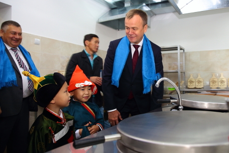 В новом детском саду. Фото пресс-службы правительства Иркутской области