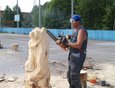 Во время фестиваля также прошло шоу мастеров-резчиков по дереву
