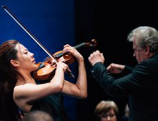 Клара Джуми Кан (скрипка)