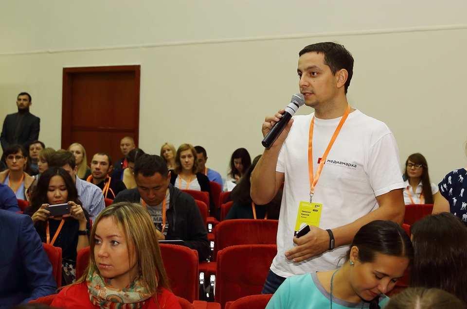 «Мы хотим создать в Иркутской области такие условия для развития IT-бизнеса, чтобы молодежи было интереснее и выгоднее оставаться здесь, а не уезжать из региона», — прокомментировал мероприятие врио губернатора на своей странице в Facebook.