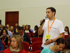 «Мы хотим создать в Иркутской области такие условия для развития IT-бизнеса, чтобы молодежи было интереснее и выгоднее оставаться здесь, а не уезжать из региона», — прокомментировал мероприятие врио губернатора на своей странице в Facebook.
