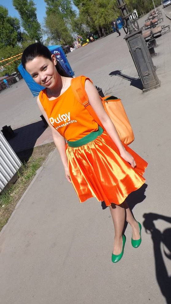 А мы весь день раздавали бесплатный сок в таких вот костюмах. Фото прислала Анна Суслова