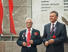 Началось мероприятие у мемориала «Вечный огонь»