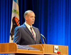 В заключительной речи Сергей Левченко выразил благодарность всем, кто пришел на выборы и исполнил свой гражданский долг.