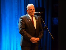 Илья Сумароков, директор Усольского свинокомплекса, отметил, что давно знает Сергея Левченко и уверен, что тот справится с новой должностью.