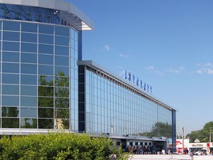 Здание аэропорта Иркутска. Фото предоставлено центром общественных связей