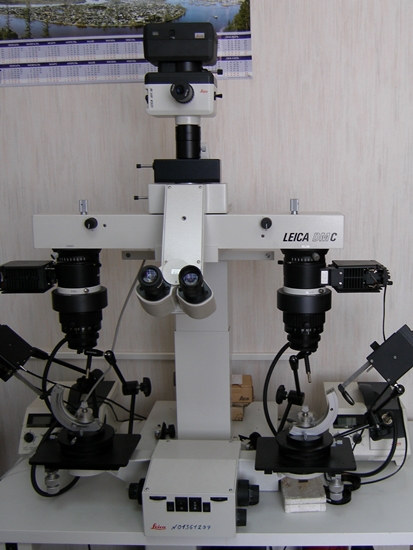 Сравнительный микроскоп. Фото из личного архива