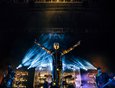 Tokio Hotel приехали в Иркутск в поддержку свеоего нового альбома Kings of Suburbia. Тур продлится до конца 2015 года и охватит города Азии, Латинской Америки, Европы, США и России.