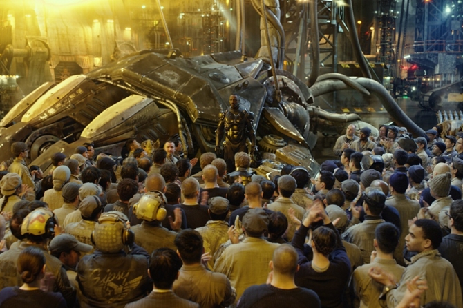 Кадр из фильма «Тихоокеанский рубеж». Фото с сайта www.kinopoisk.ru