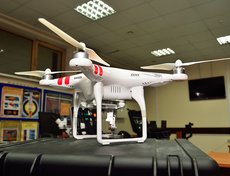 Квадрокоптер с видеокамерой  позволяет обозревать место происшествия с высоты, делать фото-и видеосъемку местности.