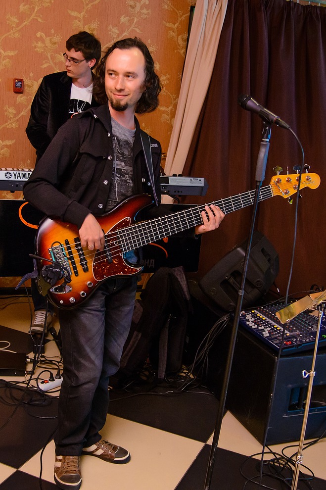 На празднике выступила иркутская музыкальная группа Burrn