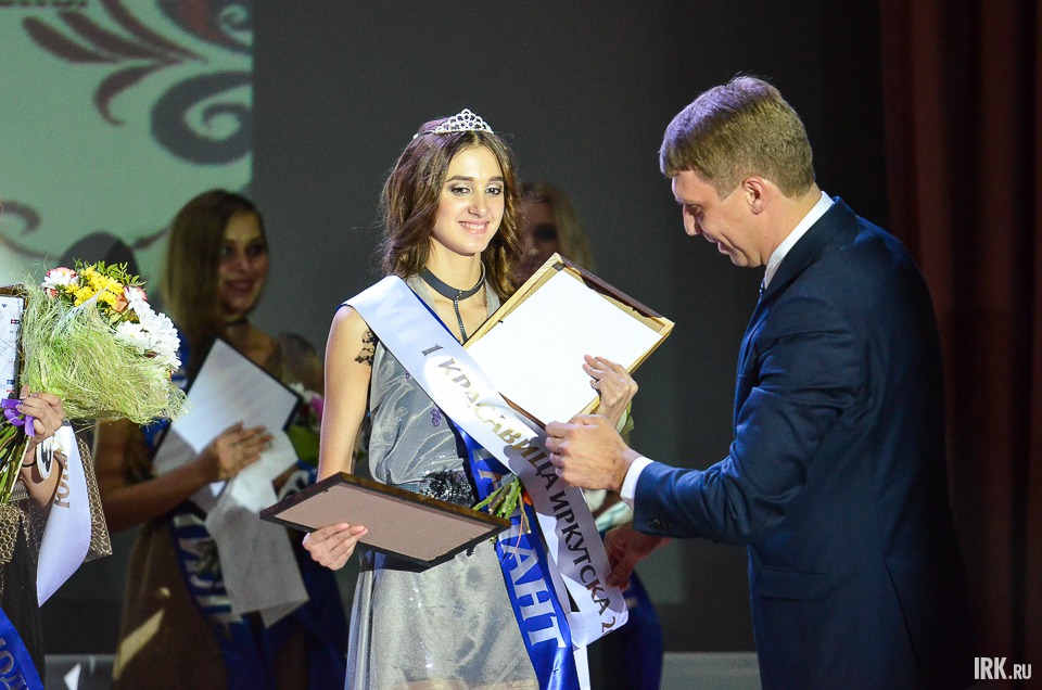 Мисс талант и Первой красавицей Иркутска 2015 года стала Виктория Полищук.
