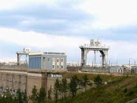 Иркутская ГЭС. Фото с сайта www.fototerra.ru