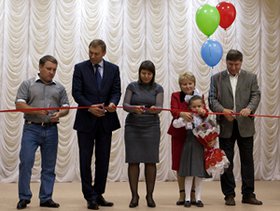 На открытии школы № 53. Фото пресс-службы администрации Иркутска