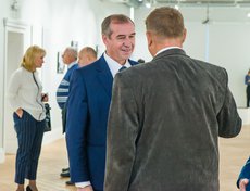 На открытии присутствовал губернатор Иркутской области Сергей Левченко.