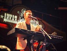 Сергей Чекрыжов, клавишник и вокалист группы «Несчастный случай»