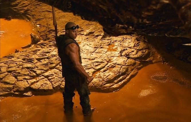 Кадр из фильма «Риддик». Фото с сайта www.kinopoisk.ru