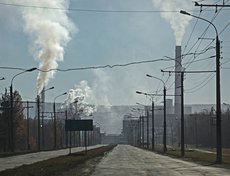 Пуск беленого хвойного и картонного потоков Братского ЛПК состоялся в 1965 году, дальнейшее строительство цехов и заводов продолжалось в 1970-е годы.