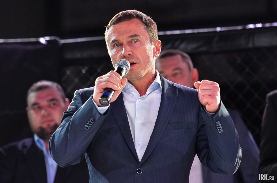 На соревнованиях присутствовал мэр Иркутска Дмитрий Бердников.