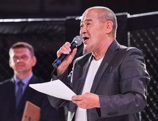 Олег Евсеев, главный судья турнира, организатор, руководитель иркутского спортивного центра «Панкратион».