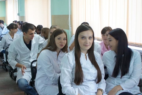 Студенты ИГМУ. Фото с сайта www.ismu.baikal.ru