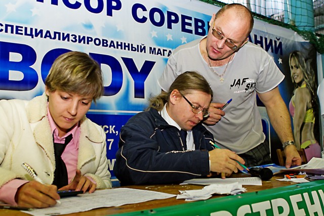 Валерий Володько (справа), Андрей Несмеянов