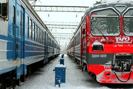 Поезда. Фото Никиты Добрынина
