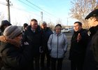 На встрече с жителями микрорайона. Фото пресс-службы мэрии Иркутска