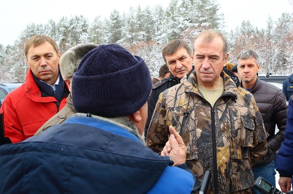 Ситуация с тлением торфяных полей продолжает оставаться напряженной даже с наступлением холодов и выпадением снега.