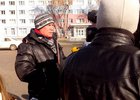 Мэр Ангарска на пикете. Фото IRK.ru