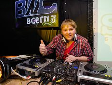 Бессменный диджей клуба «Мегаполис» Naffanya