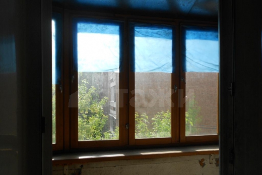 2-комнатная квартира в Первомайском: 44 кв.м., требуется ремонт, 2 миллиона рублей.