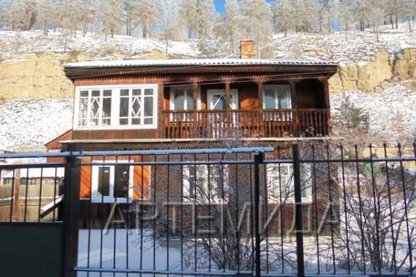 Дача в садоводстве «Коммунальник». 7 км Александровского тракта, 48 кв.м., 1,6 миллиона рублей. Фото из объявления на сайте IRK.ru.