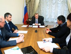 15 декабря Сергей Левченко провел личный прием граждан. Фото пресс-службы правительства Иркутской области