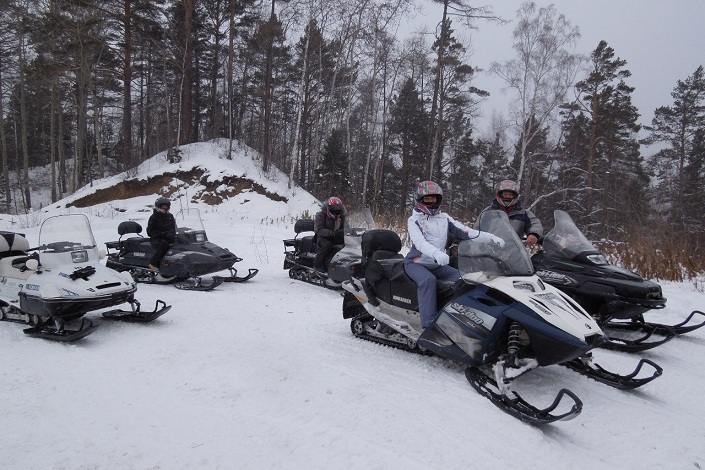 Фото vk.com/snowmobiles_to_baikal