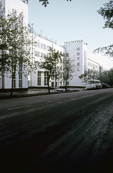 Гостиница «Сибирь» на Ленина