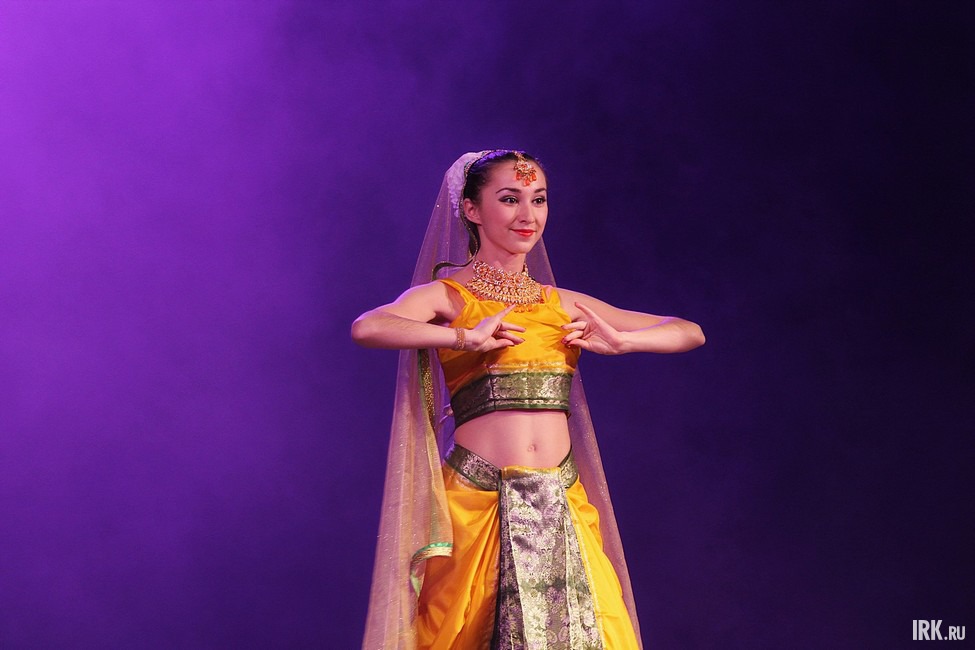 Танцует Анжелика Шейдякова