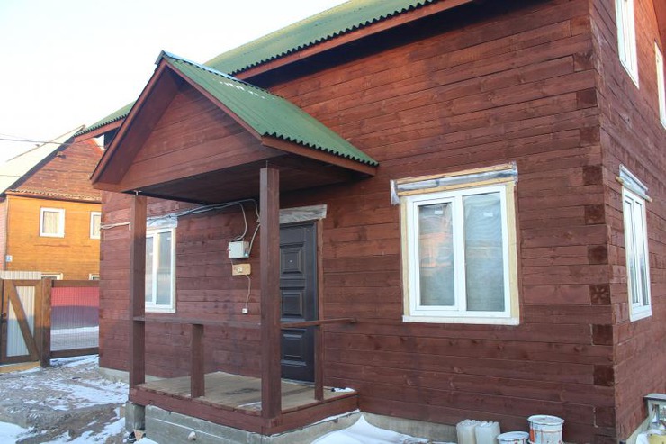 Дом в Октябрьском районе: 138 кв.м., 8 соток, 3 миллиона рублей.