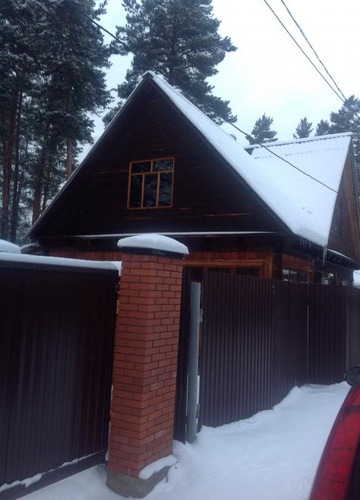 Дом в СНТ «Содружество», 28 км Байкальского тракта: 120 кв.м., 7 соток, 2,4 миллиона рублей.